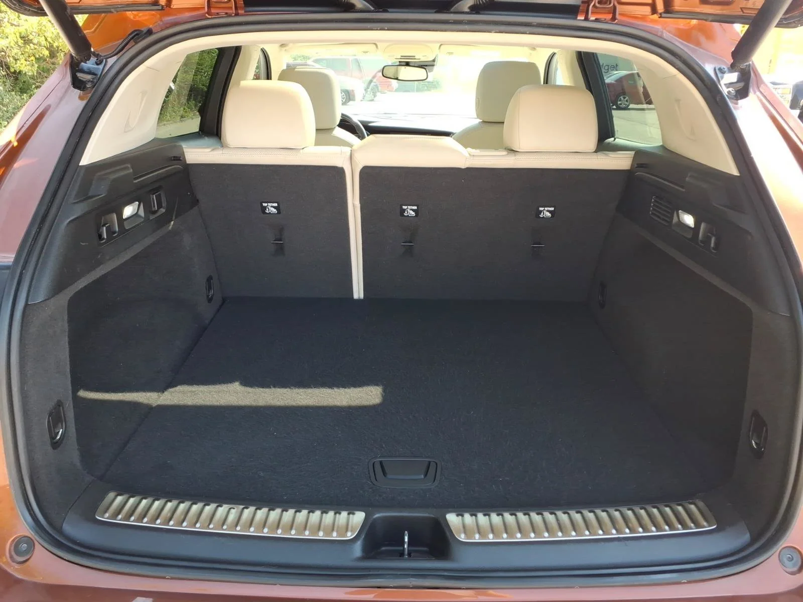 Used 2021 Burnished Bronze Metallic Buick Essence image 29