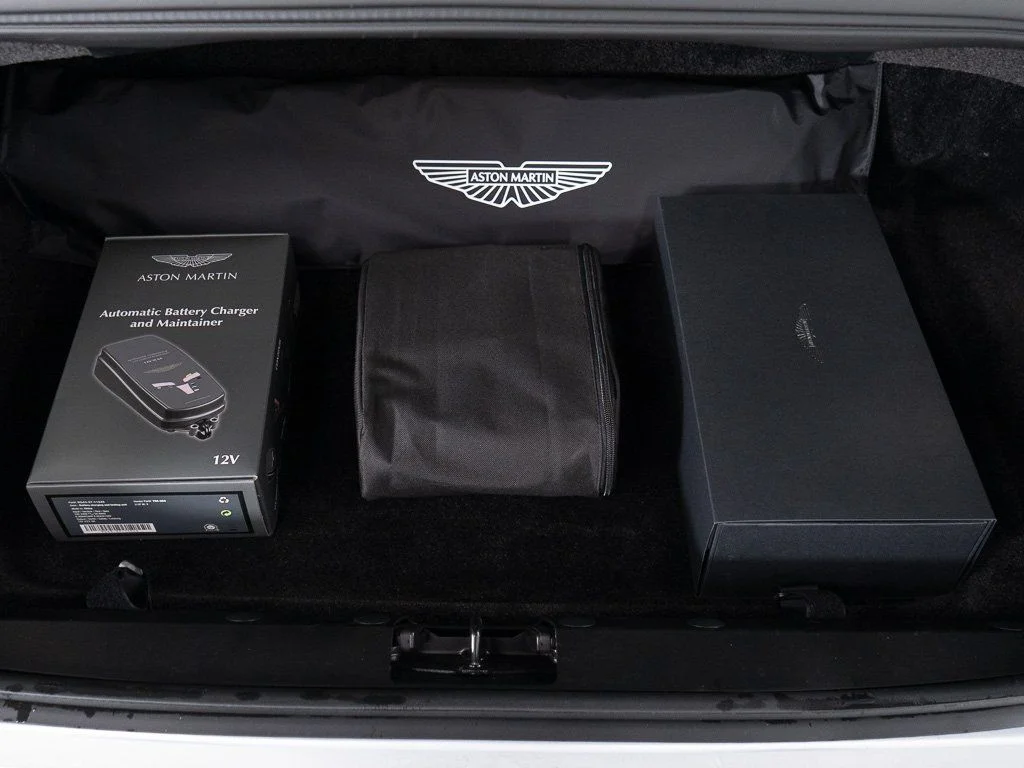 Certified Used 2025 Lightning Silver Aston Martin  image 39