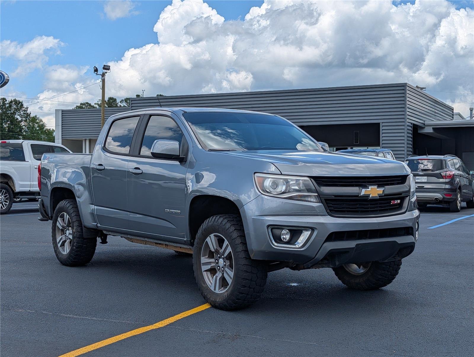 Used 2018 STERLING GRAY METALLIC Chevrolet 4WD Z71 image 8