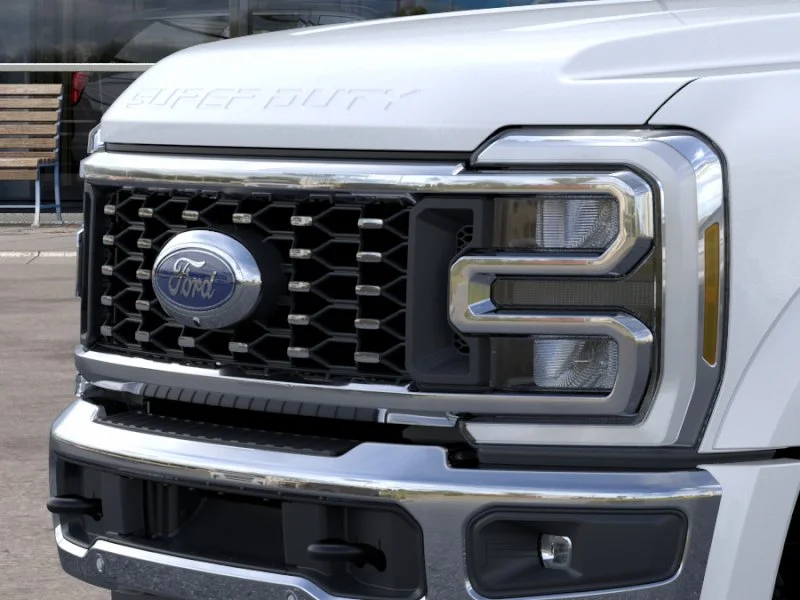 New 2026 Star White Metallic Tri-Coat Ford F-450® Lariat® image 17