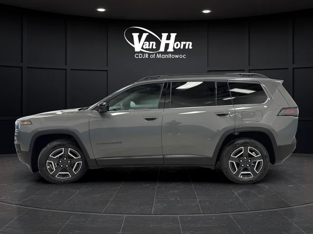 New 2026 Sting-Gray Clearcoat Jeep Limited image 4