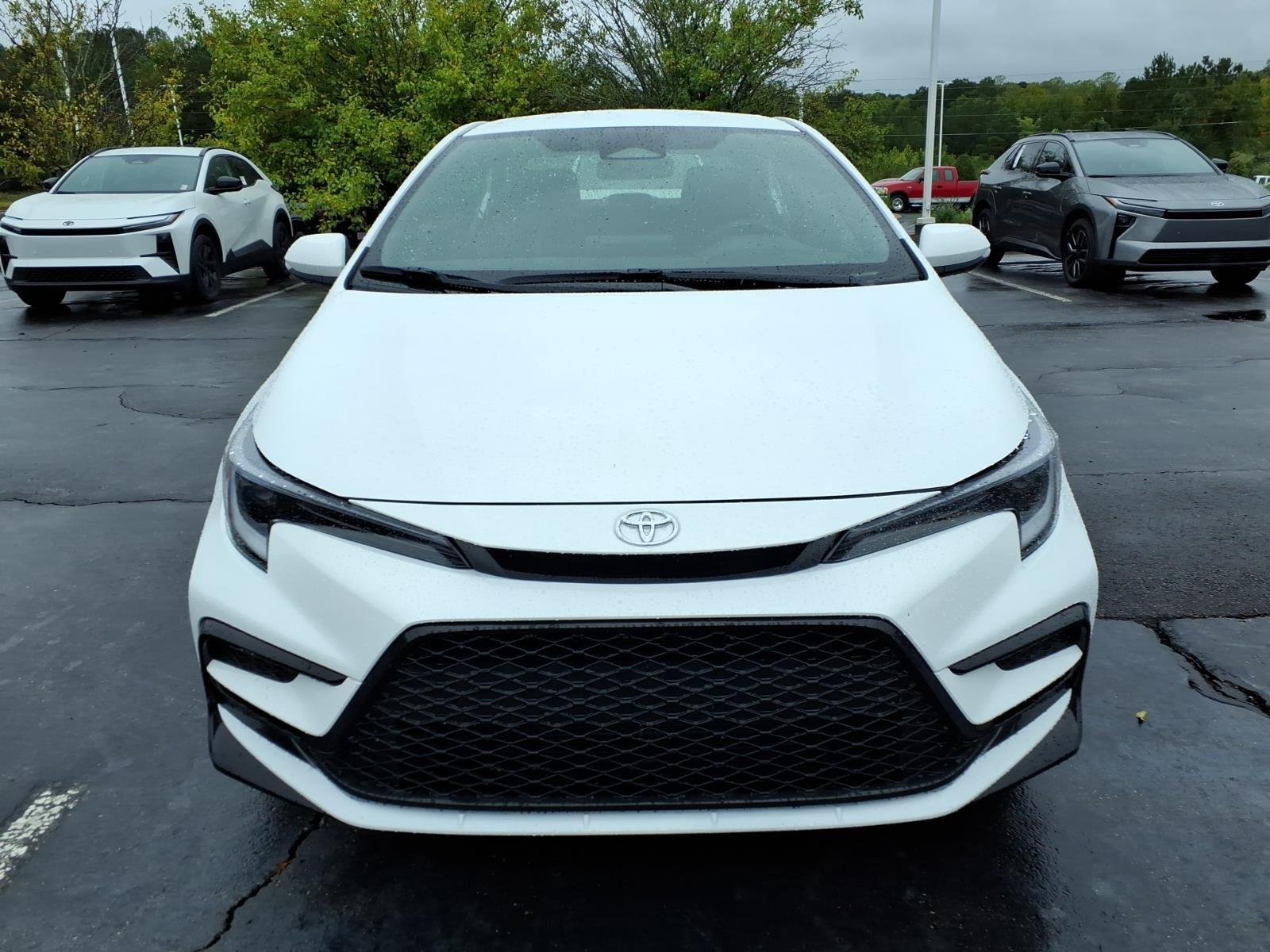 New 2026 Ice Cap Toyota SE image 7