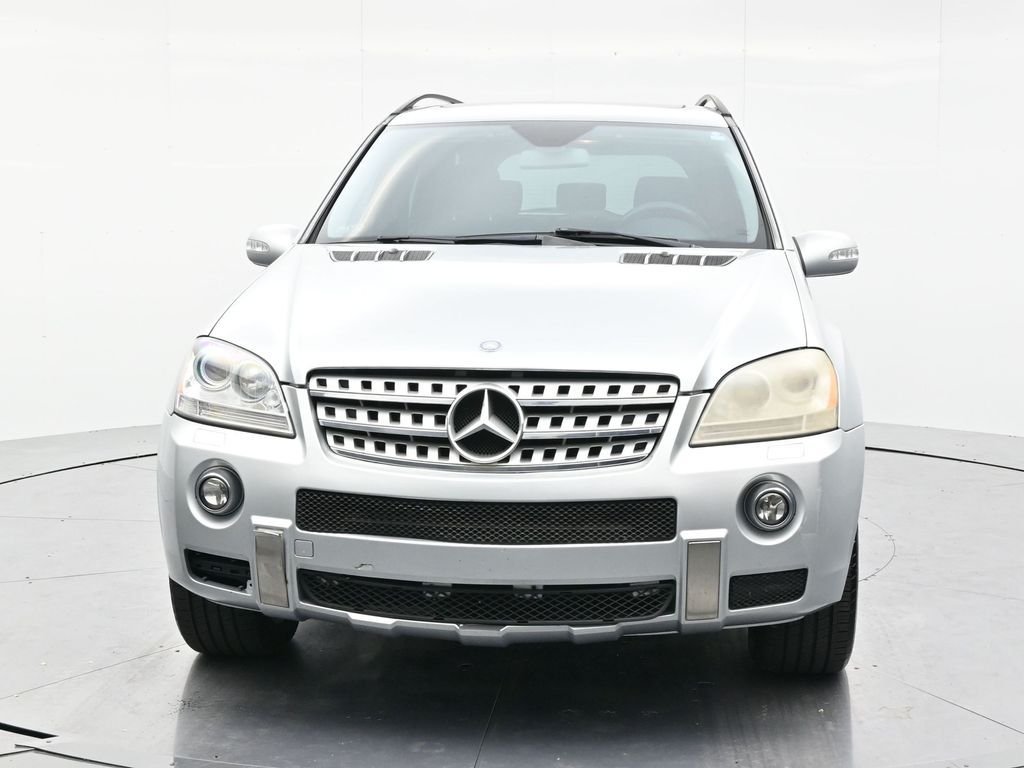 Used 2008 Mercedes-Benz M-Class ML550 with VIN 4JGBB72EX8A372628 for sale in Minerva, OH