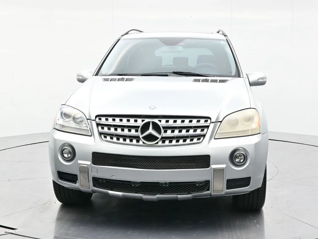 Used 2008 Mercedes-Benz M-Class ML550 with VIN 4JGBB72EX8A372628 for sale in Minerva, OH