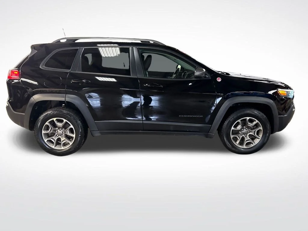 Used 2020 Black Jeep Trailhawk image 7