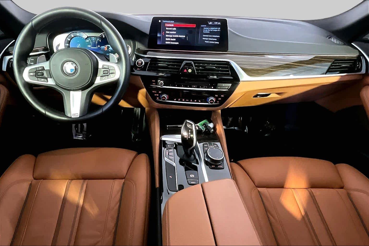 Used 2019 Carbon Black Metallic BMW M550i xDrive image 16