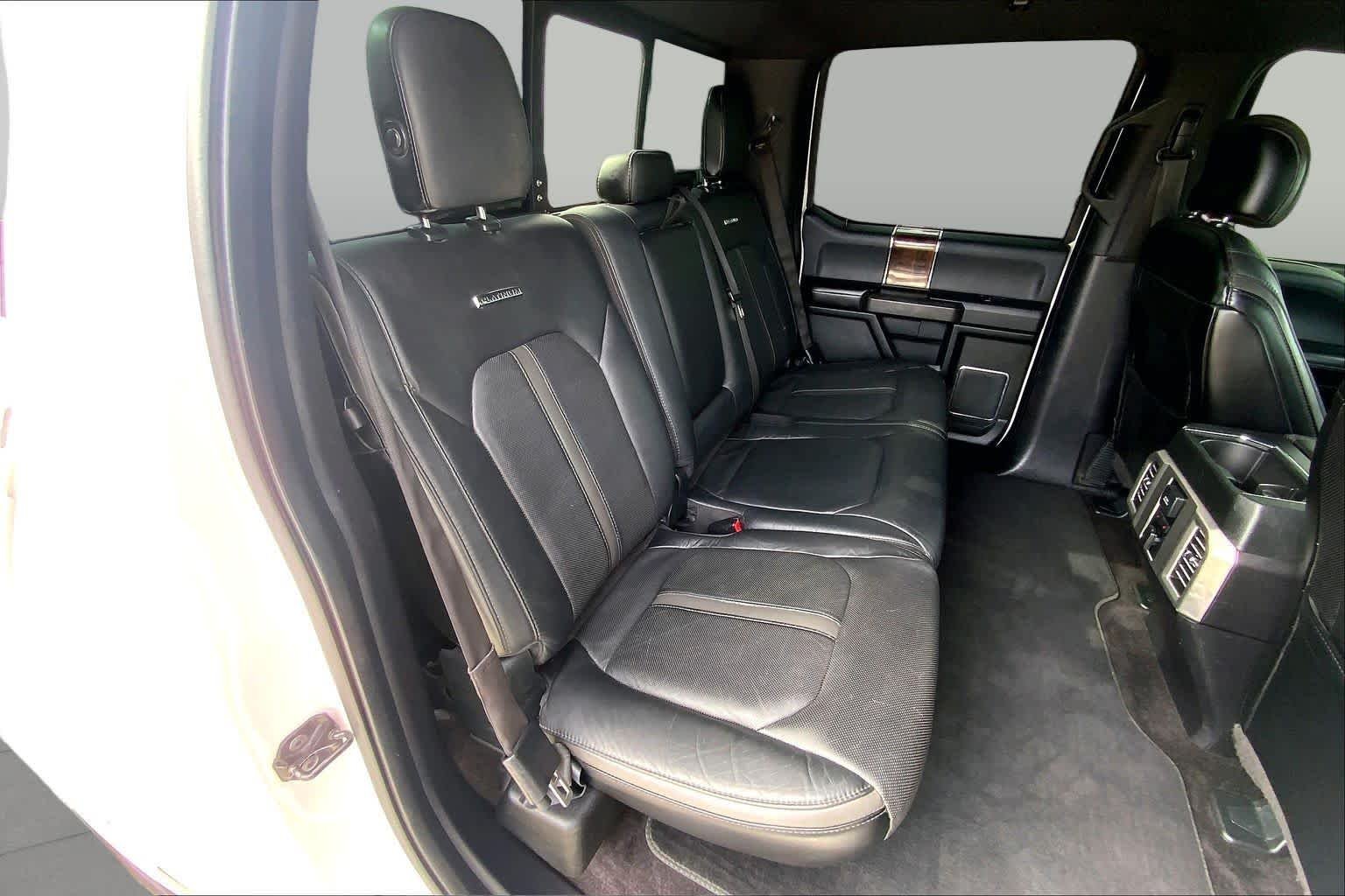 Used 2015 White Platinum Metallic Tri-Coat Ford Platinum image 16
