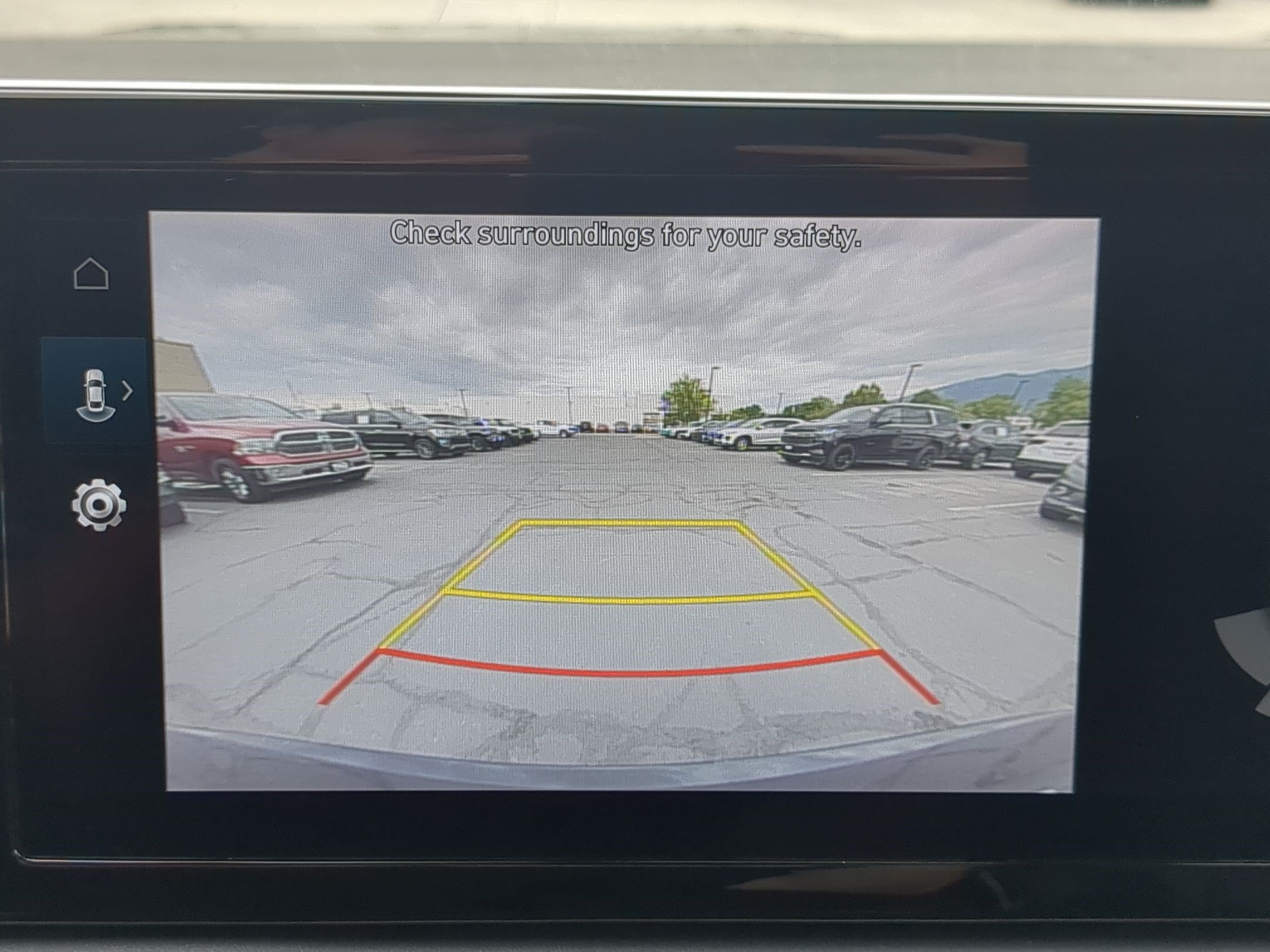 Used 2025 Abyss Black Pearl Hyundai SEL image 24