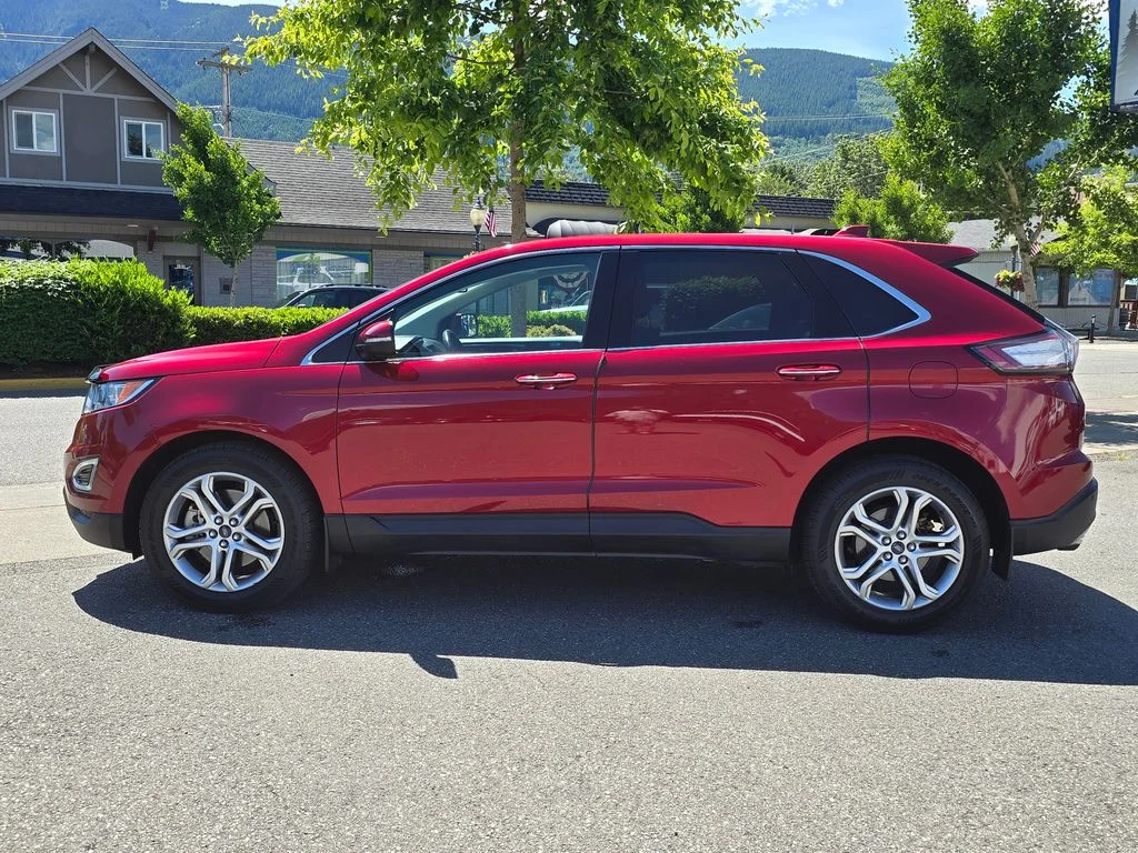 Used 2015 Red Ford Titanium image 8
