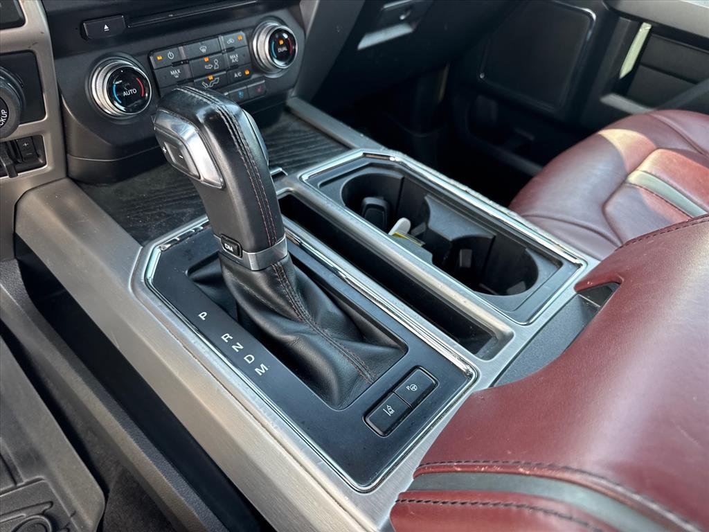 Used 2018 White Platinum Metallic Tri-Coat Ford Platinum image 20
