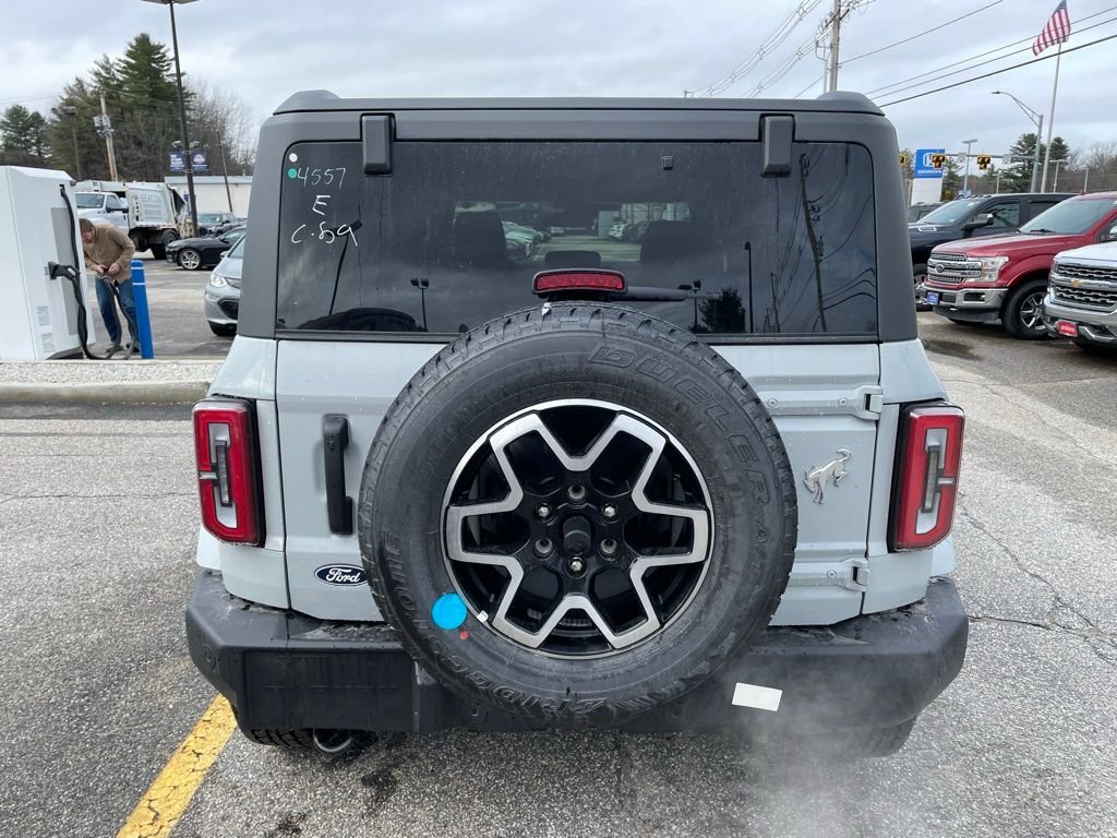 New 2026 Avalanche Gray Ford Outer Banks® image 5