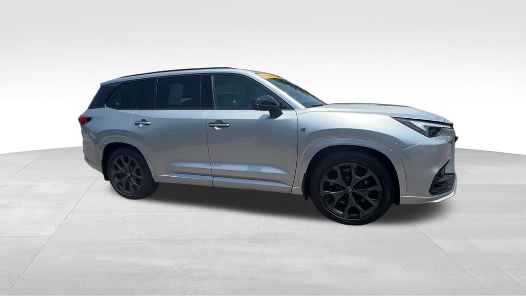 Used 2024 Silver Lexus 500h F SPORT Premium image 27