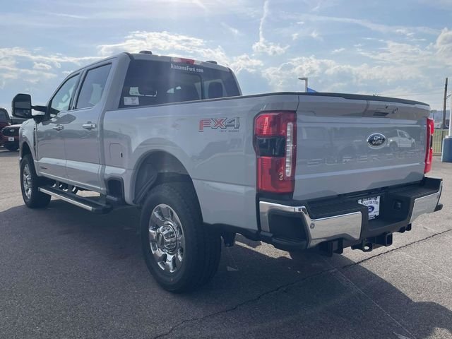 New 2026 Avalanche Ford Lariat image 3