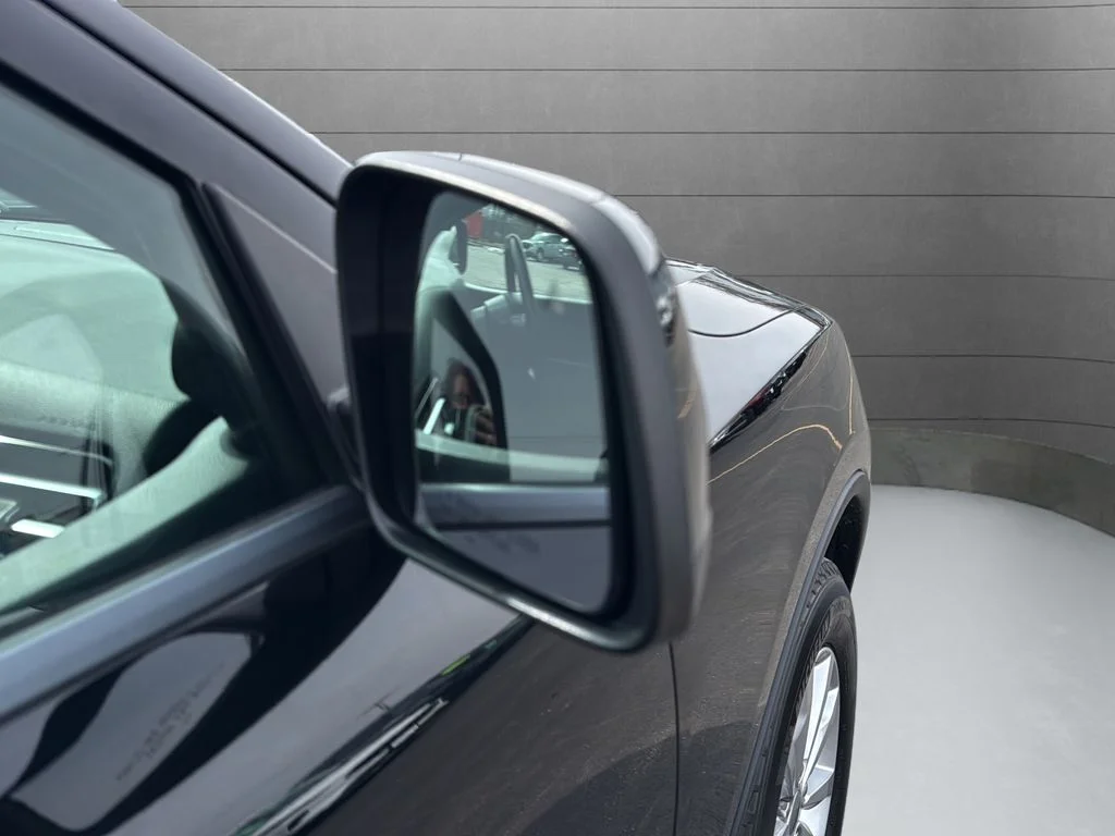 2024 Dodge Durango SXT - Photo 9