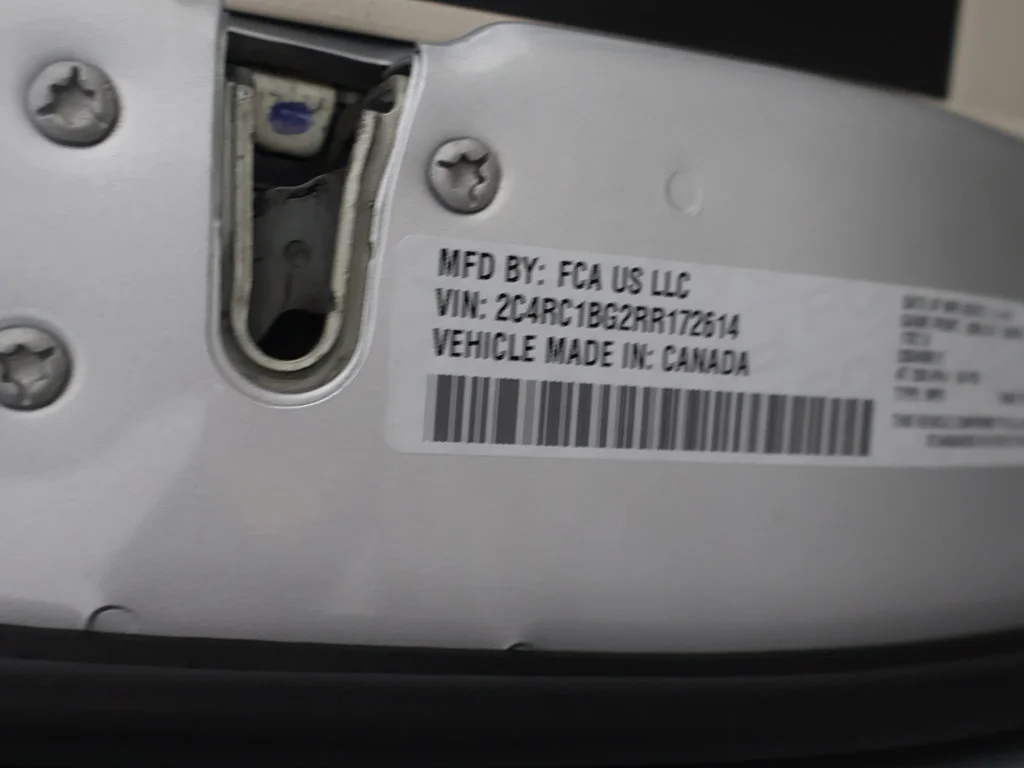 Used 2024 Silver Mist Clearcoat Chrysler Touring L image 53