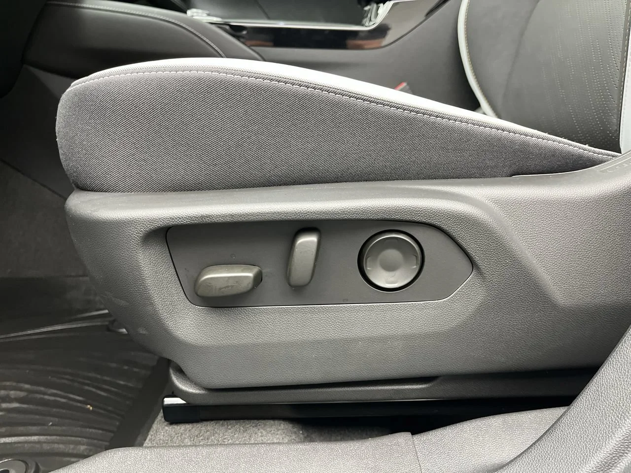2026 Buick Envision Sport Touring - Photo 12