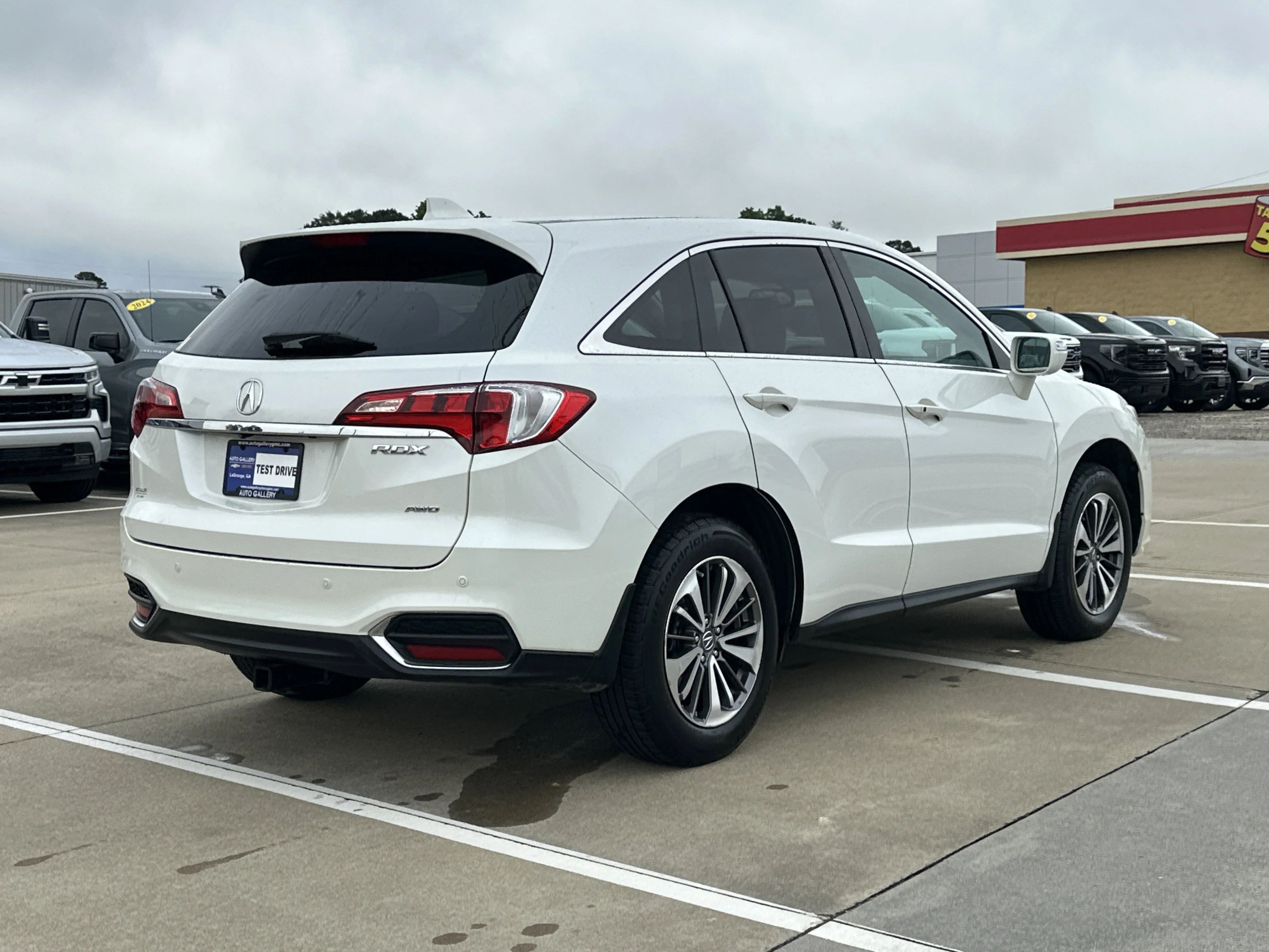 Used 2017 White Diamond Pearl Acura Advance Package image 6