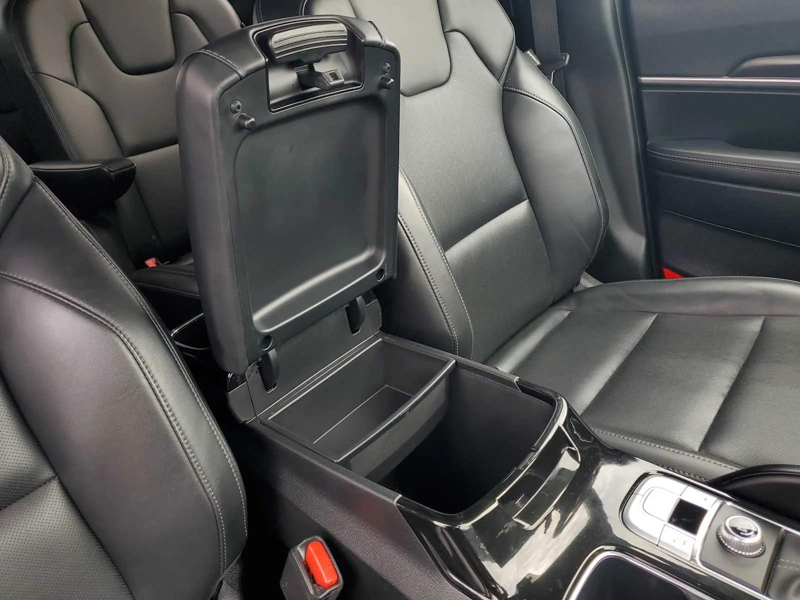 Used 2024 Dawning Red Red Kia S image 30