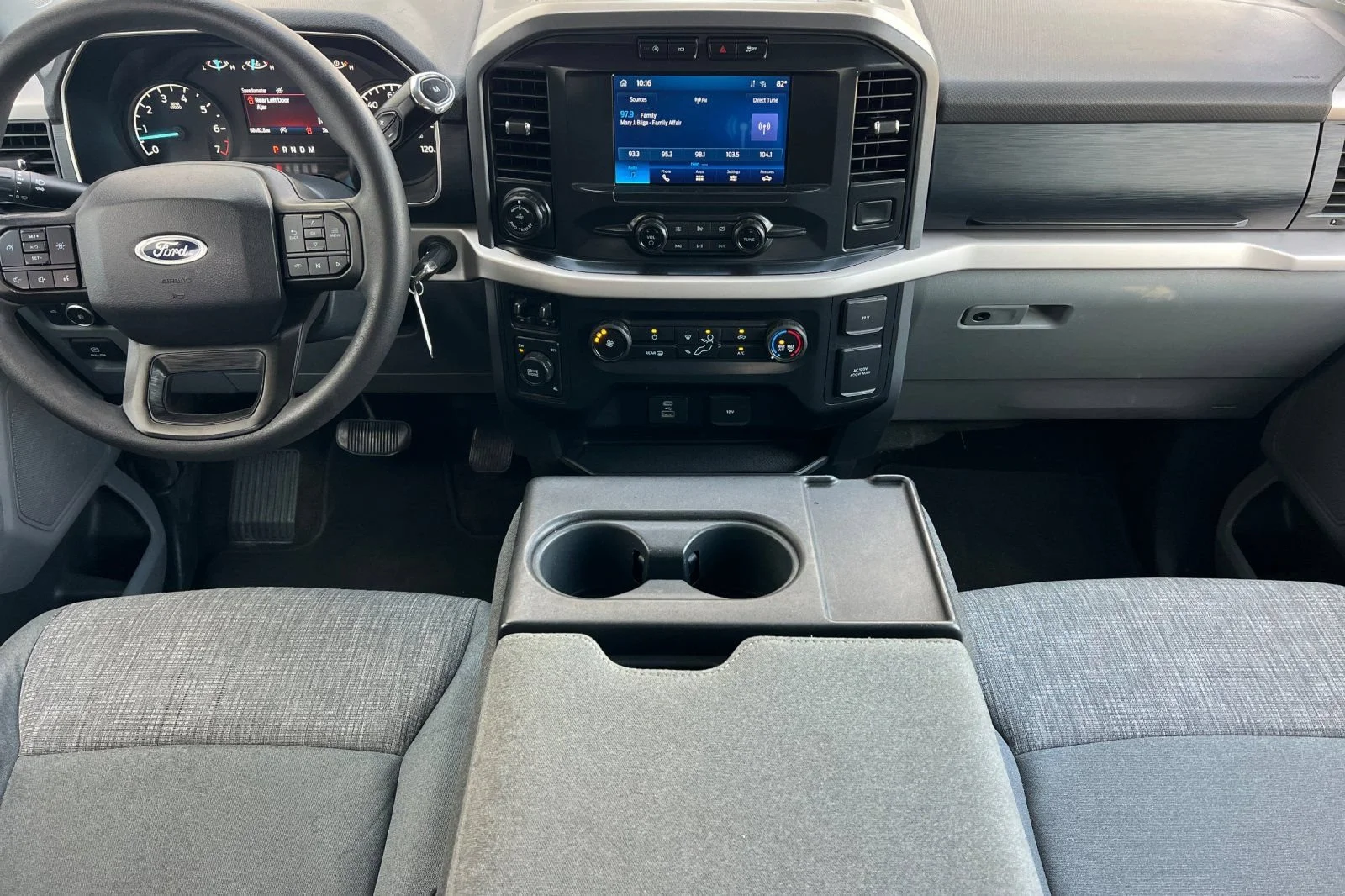 Used 2021 White Ford XL image 13