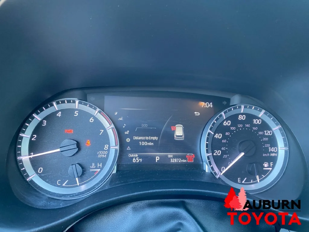 Used 2024 Wind Chill Pearl Toyota XLE image 15
