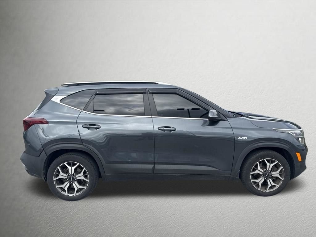 Used 2022 Gray Kia EX image 2