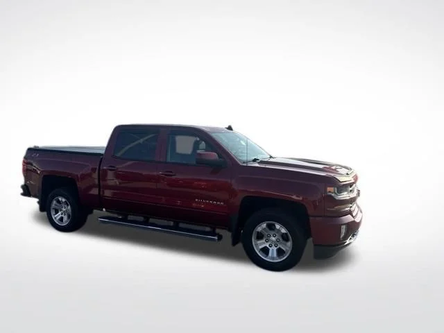 Used 2018 Red Chevrolet LT image 6