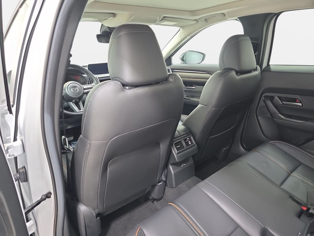 Used 2024 Wind Chill Pearl Mazda 2.5 Turbo image 12