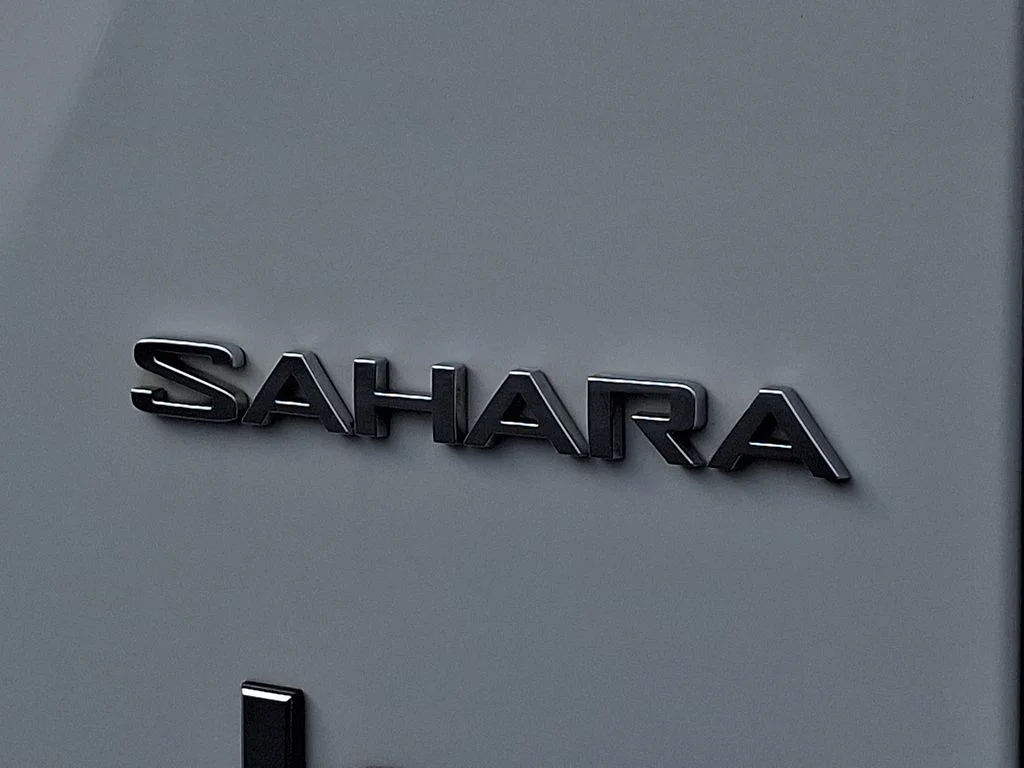 Used 2020 White Jeep Unlimited Sahara image 29