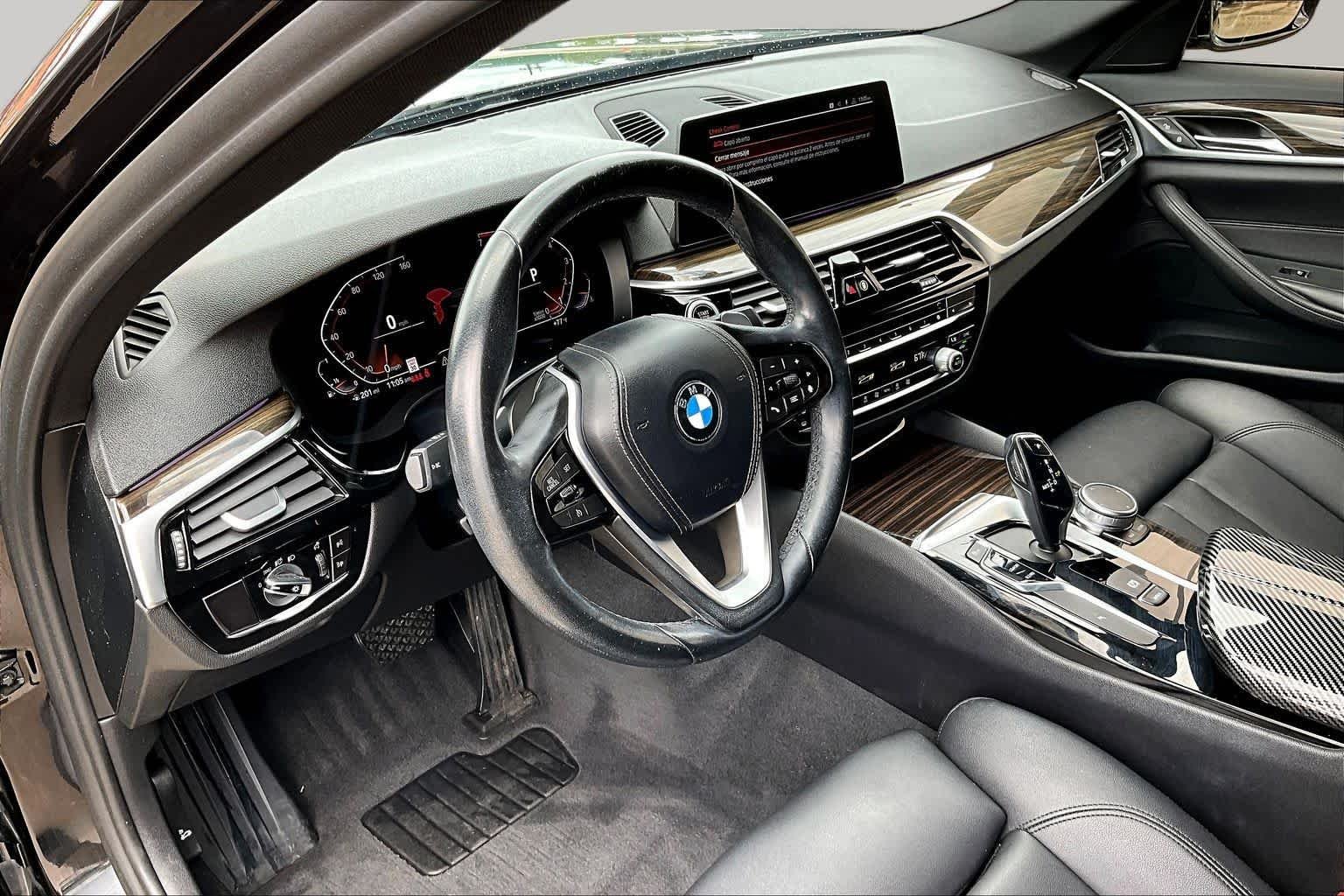 Used 2020 Black Sapphire Metallic BMW 530i image 18