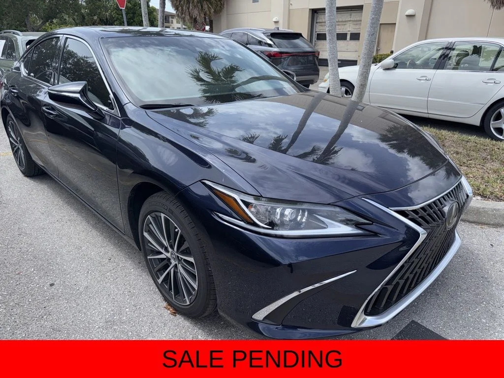 2025 Lexus ES Hybrid