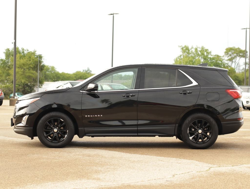 Used 2019 MOSAIC BLACK METALLIC Chevrolet LT image 4