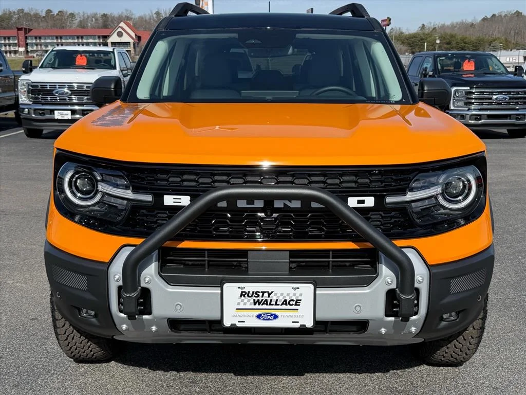 New 2026 Orange Fury Metallic Tri-Coat Ford Badlands® image 3