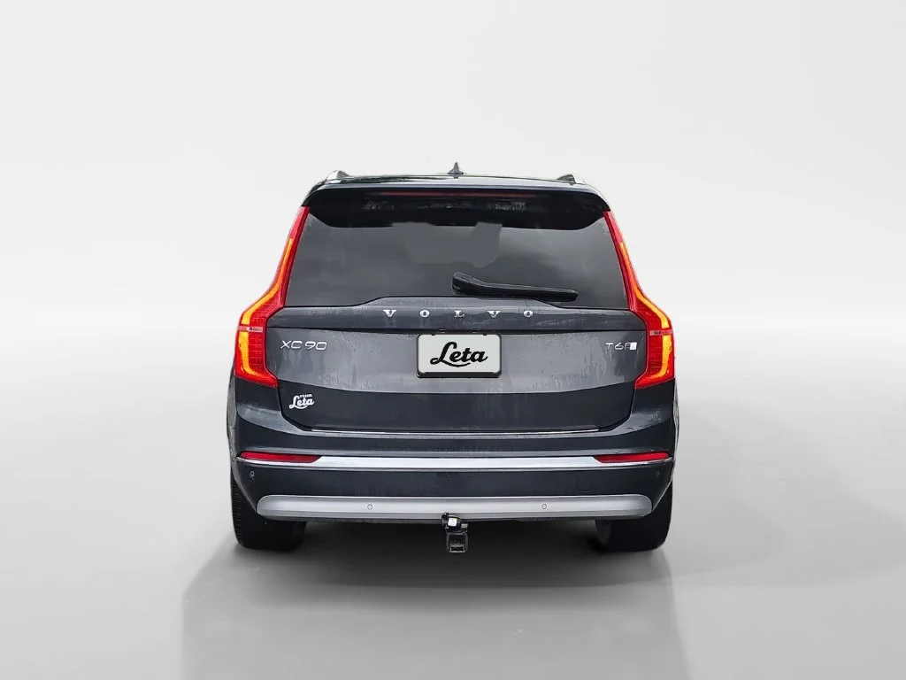Used 2022 Gray Metallic Volvo T6 Inscription image 5