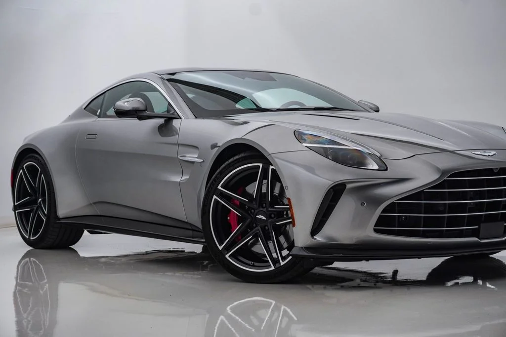 Used 2025 Aluminite Silver Aston Martin Coupe image 2
