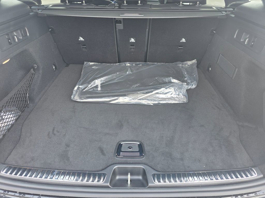 New 2026 Black Mercedes-Benz GLC 300 image 53