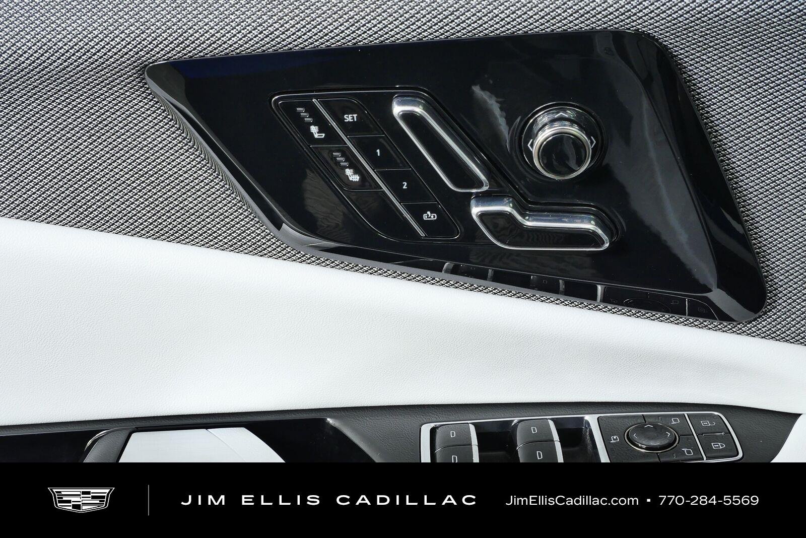 2027 Cadillac OPTIQ Luxury - Photo 45
