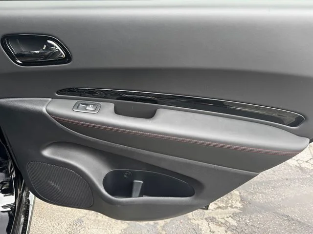 New 2026 Diamond Black Clear-Coat Exterior Paint Dodge GT PLUS image 15