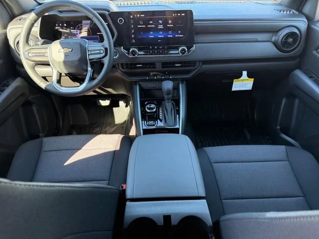 2026 Chevrolet Colorado Work Truck - Photo 6