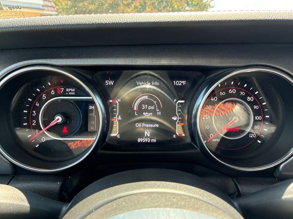Used 2022 Gray Jeep Mojave image 24