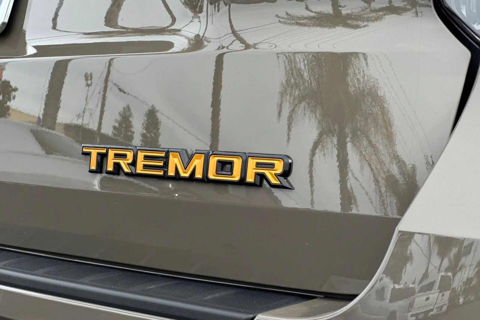 New 2026 Marsh Gray Ford Tremor® image 35