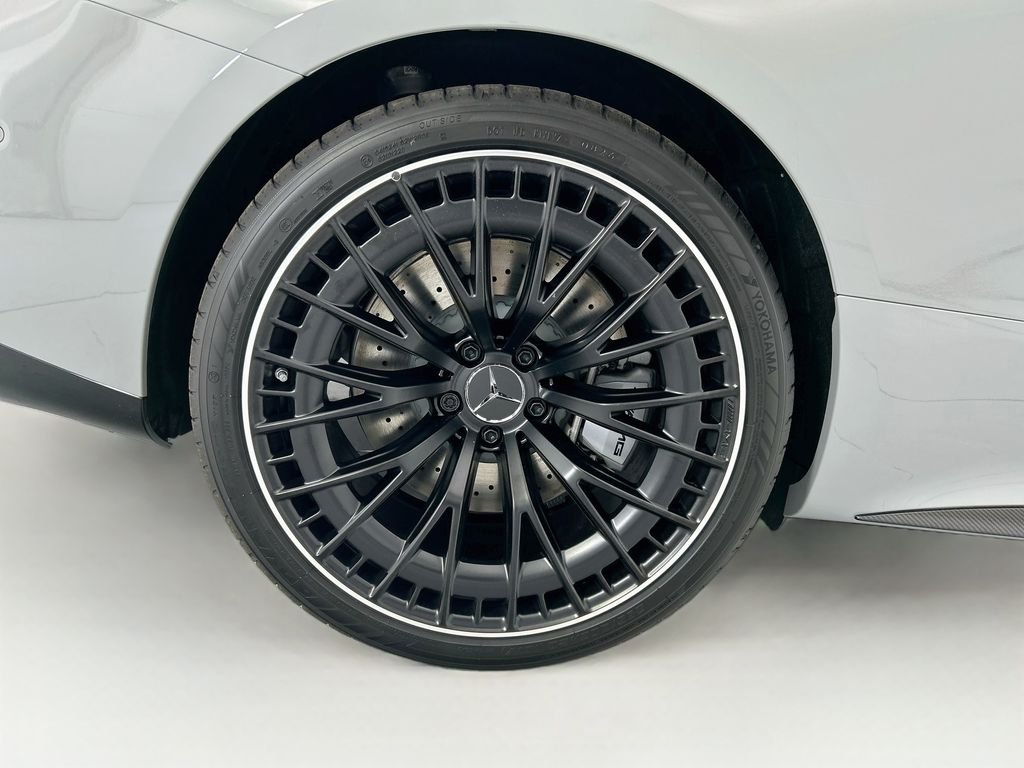 New 2027 MANUFAKTUR Alpine Grey Mercedes-Benz CLE 53 AMG® image 29