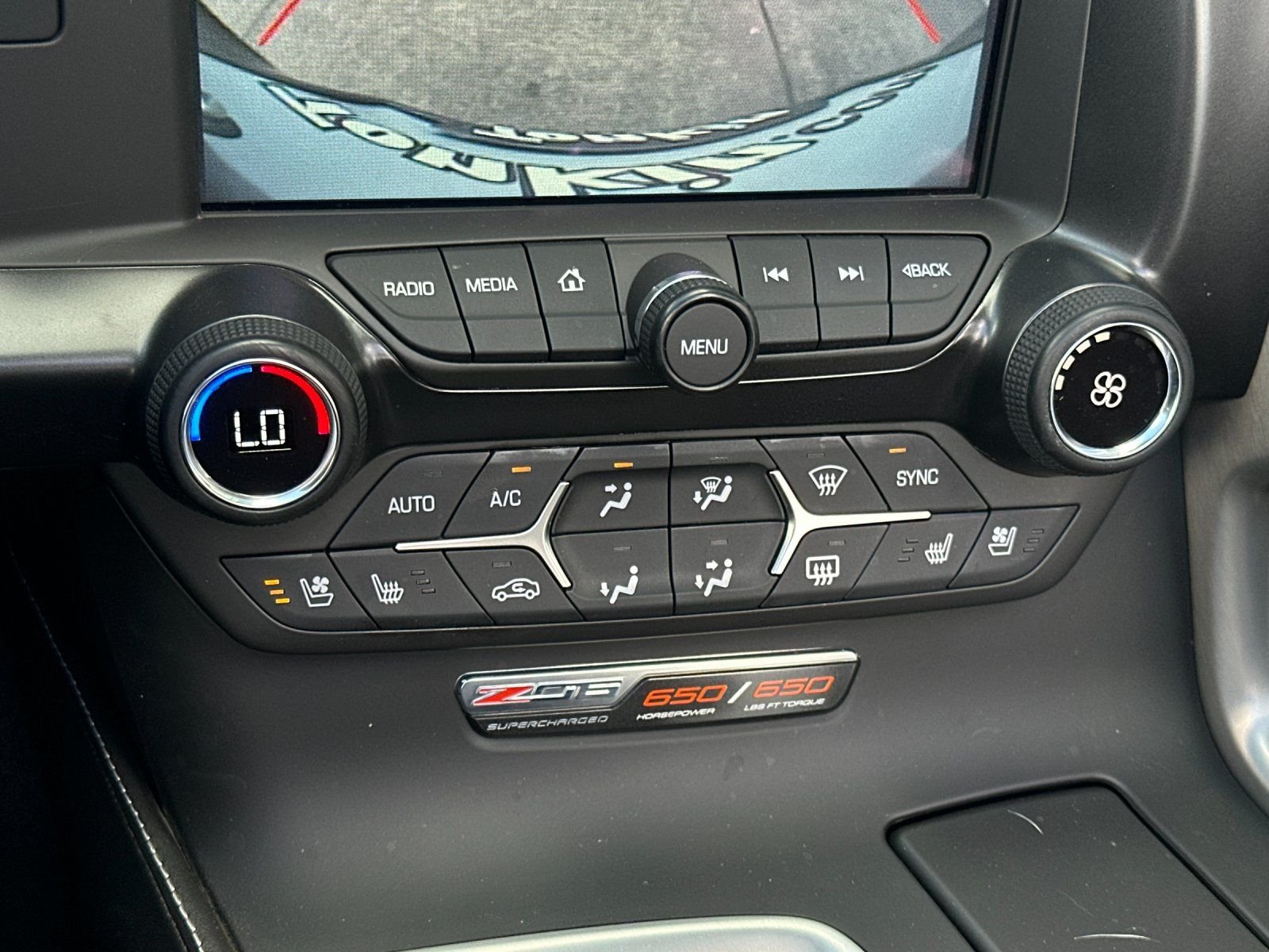 Used 2016 Arctic White Chevrolet Z06 image 16