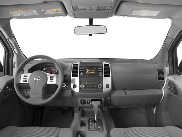 Used 2014 Brilliant Silver Nissan SV image 7