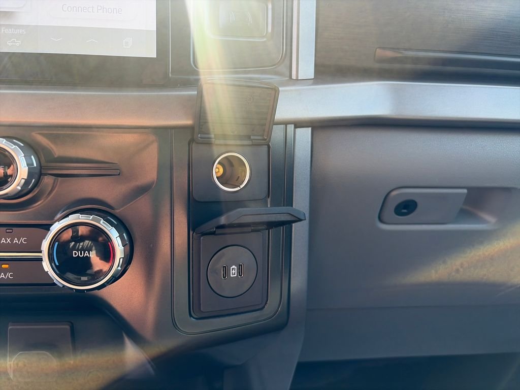 Used 2025 White Ford XLT image 35