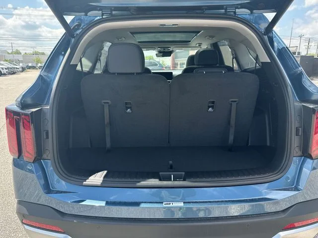 New 2026 Mineral Blue Kia EX image 23