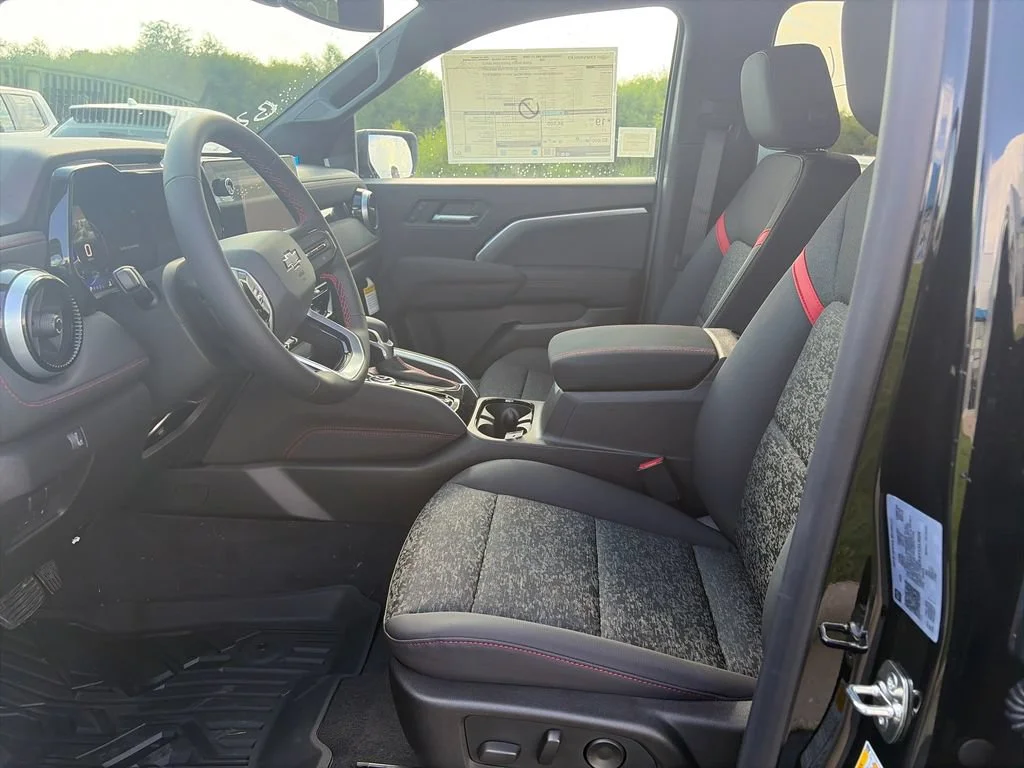New 2026 Black Chevrolet Z71 image 25