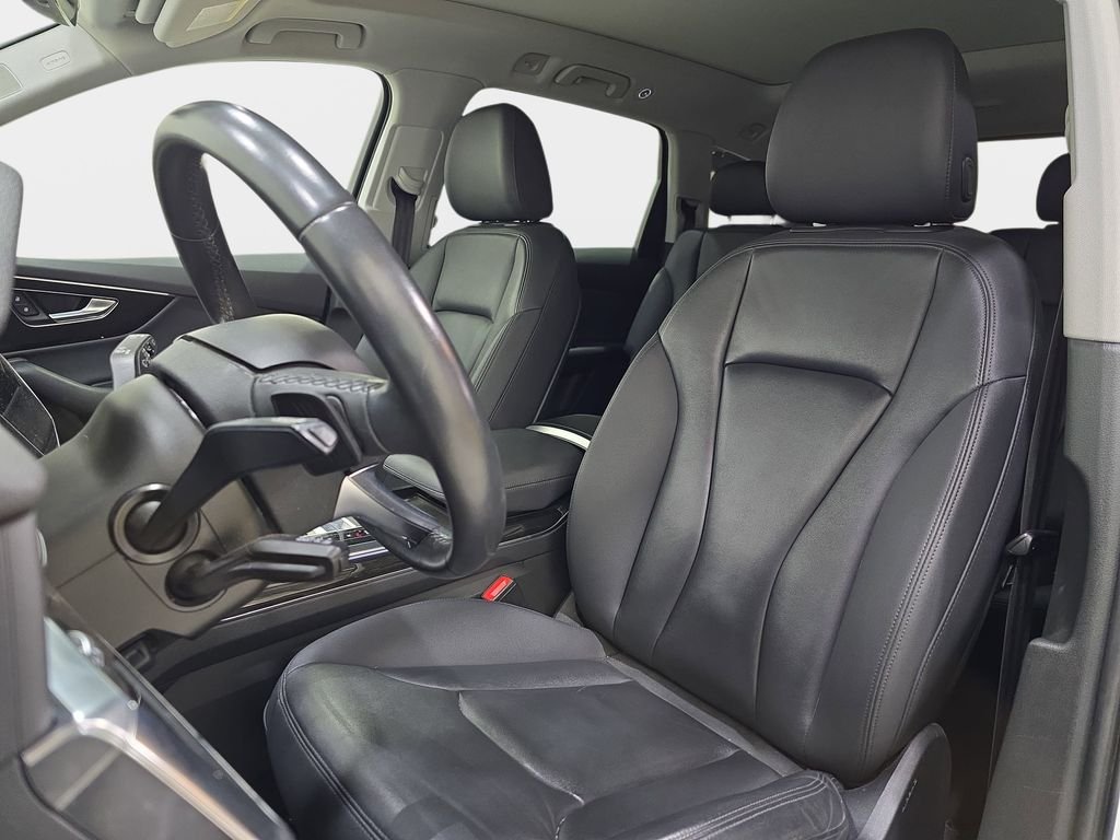 Used 2022  Audi 55 Premium Plus image 16