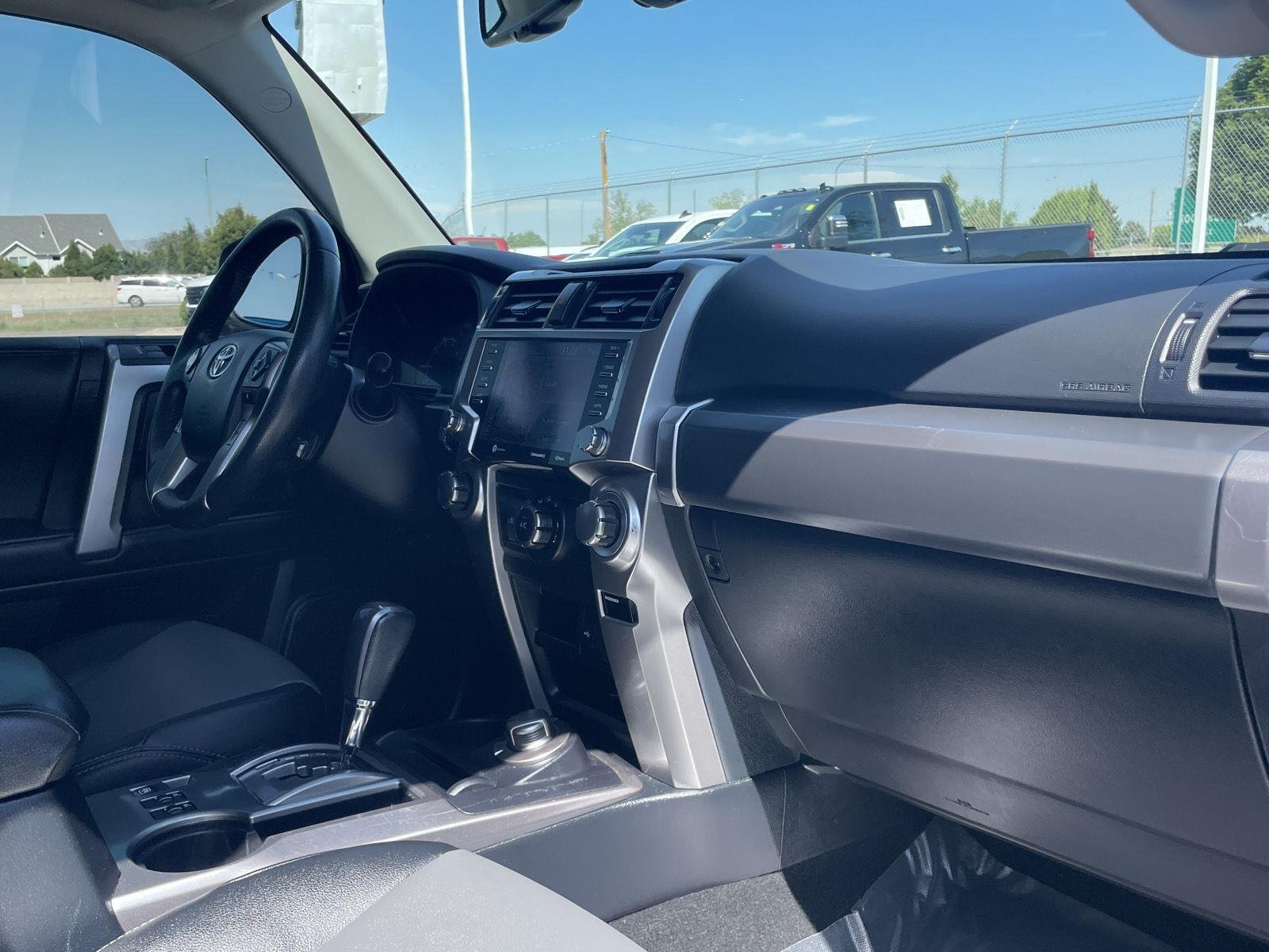 2022 Toyota 4Runner SR5 Premium - Photo 38
