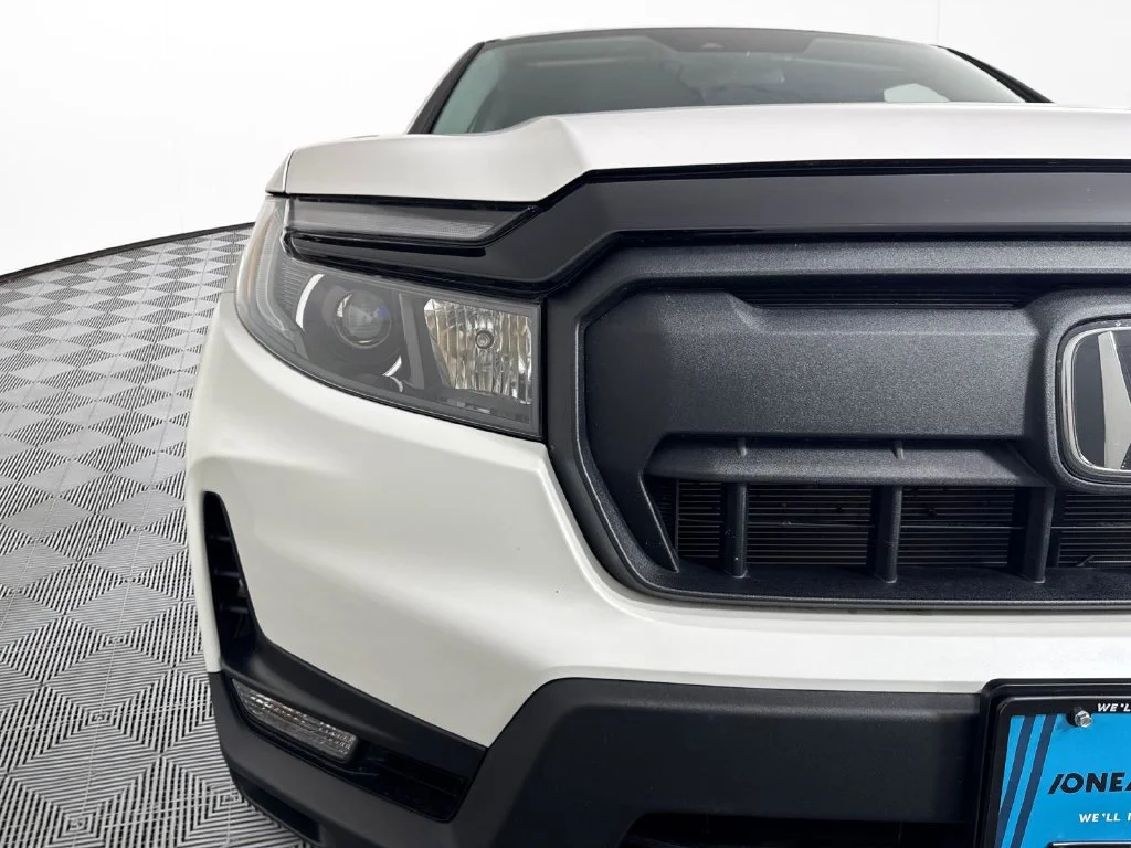 Used 2024 White Honda Sport image 16