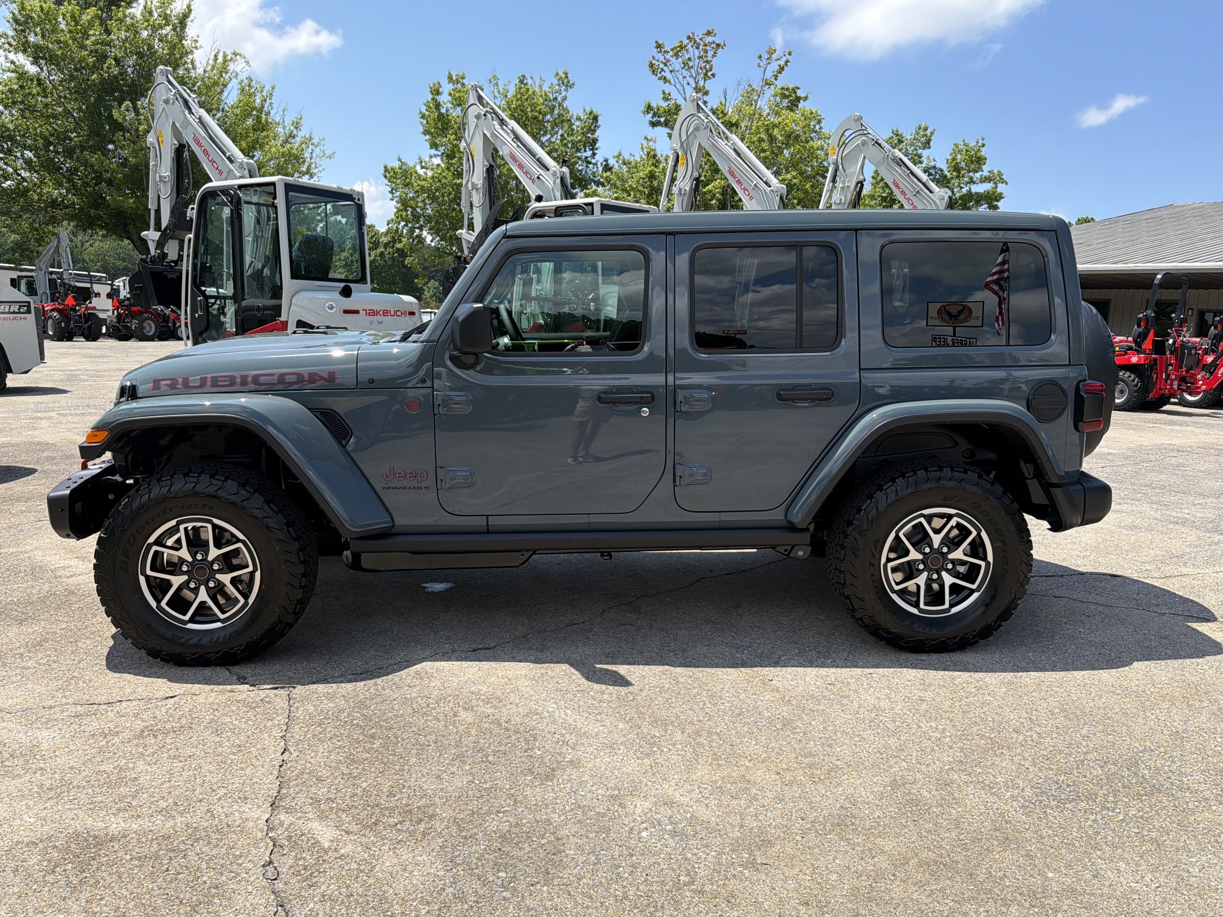 New 2026 Anvil Clearcoat Jeep Rubicon image 4